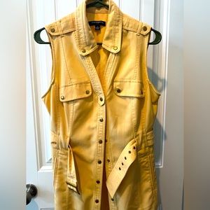 2 Women's dresses size 12 large. Both in great condition.